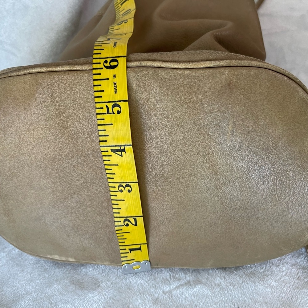 Laura Adams leather purse crossbody backpack adjustable convertible - Picture 7 of 11